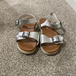 Nina Girls Jacklin Double Velcro Silver Two Strap Sandals Size 4 Youth